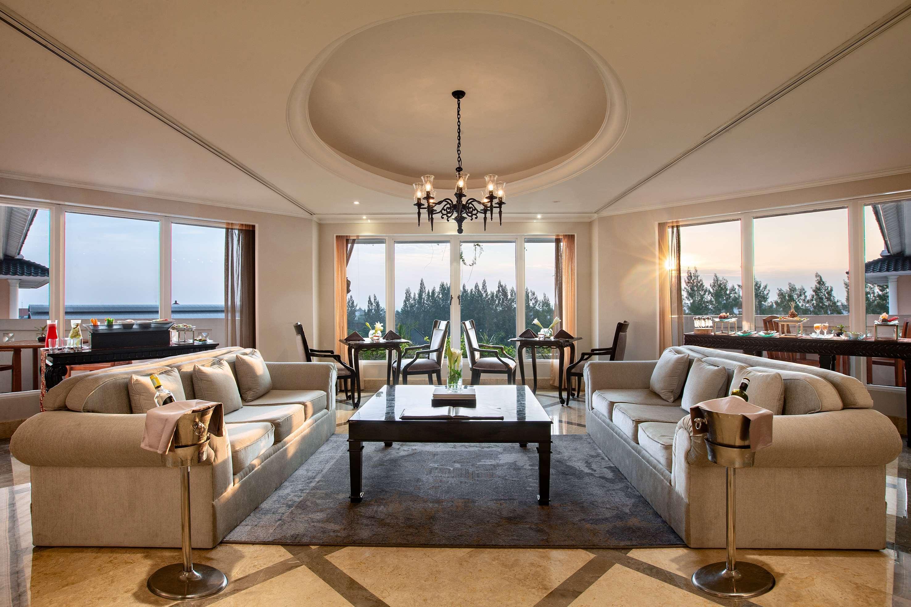 Melia Purosani Hotel 5*