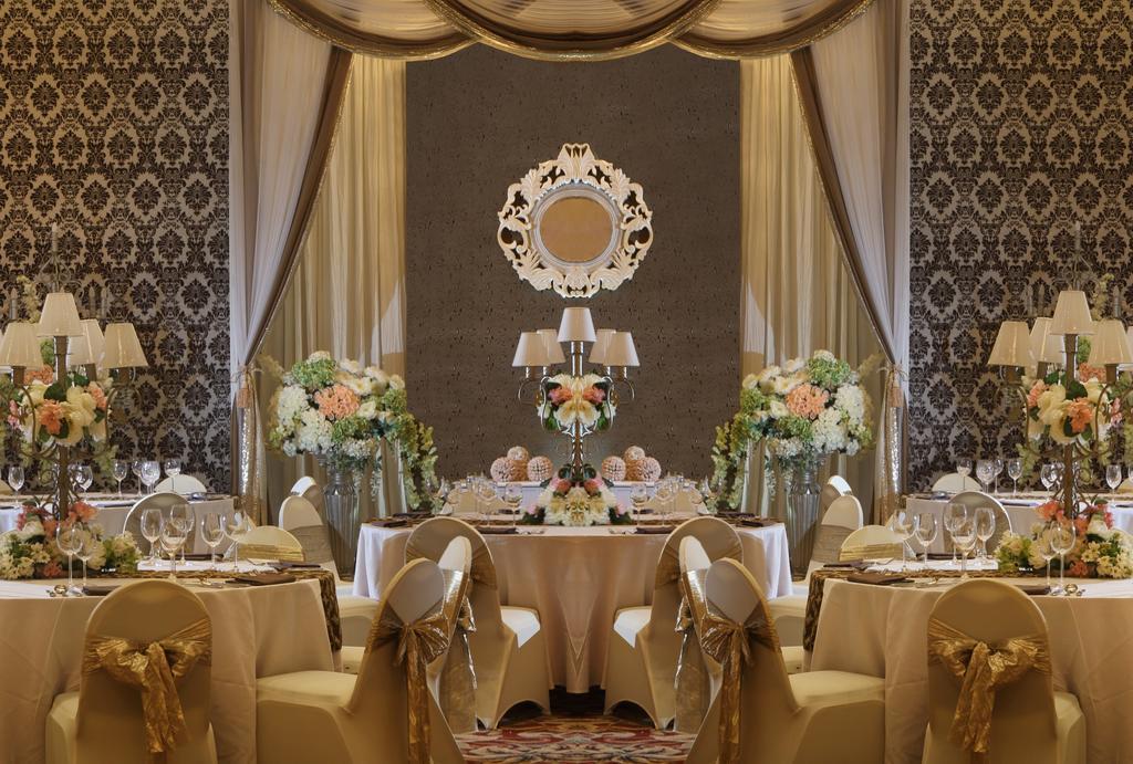 Hotel Melia Purosani 5*